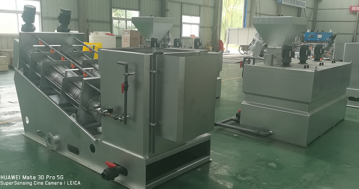 疊螺機(jī)、全自動(dòng)加藥裝置加工中